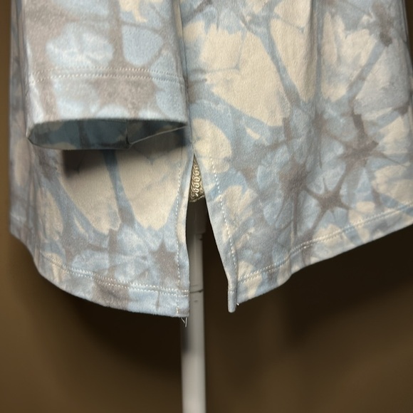 Ruby Rd. Women’s Blue and Gray Embellished Top Size Large - Picture 4 of 9